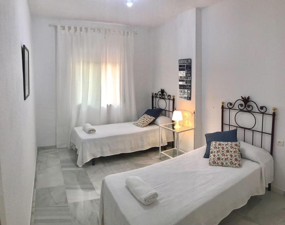 Amazing Apartment For Families Up To 6 Persons Бенальмадена Экстерьер фото