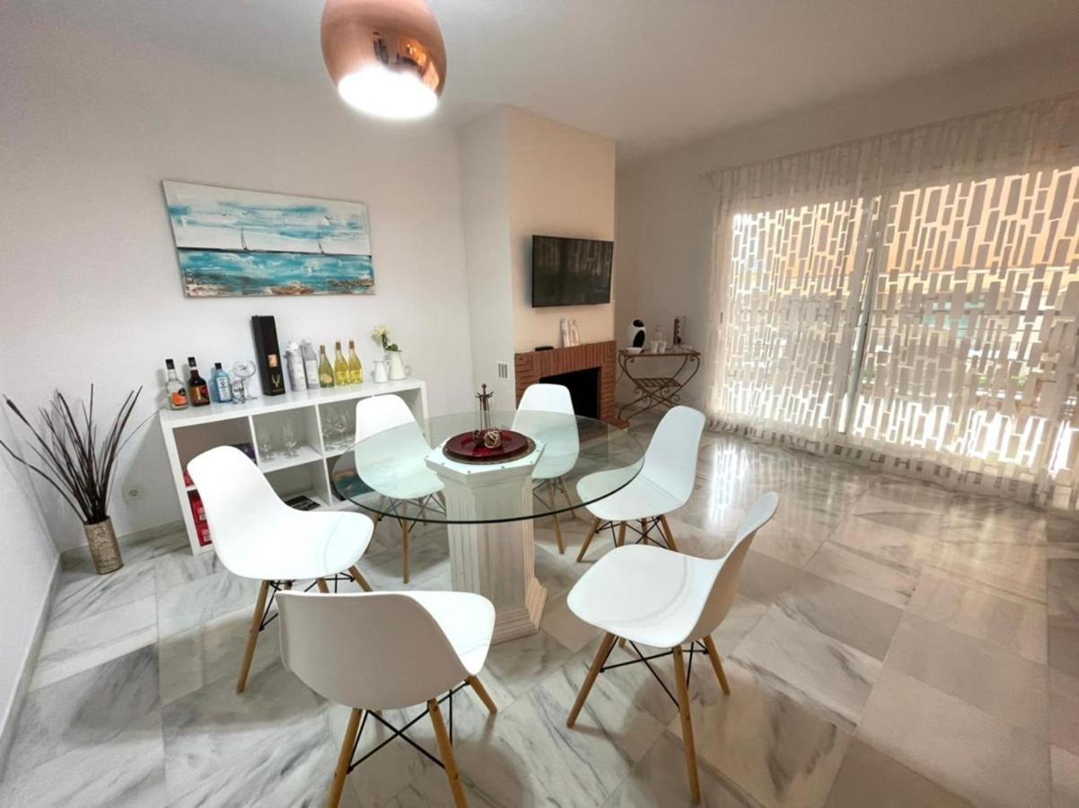 Amazing Apartment For Families Up To 6 Persons Бенальмадена Экстерьер фото